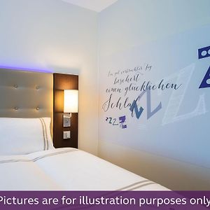 Standard Room with 1 Single Bed